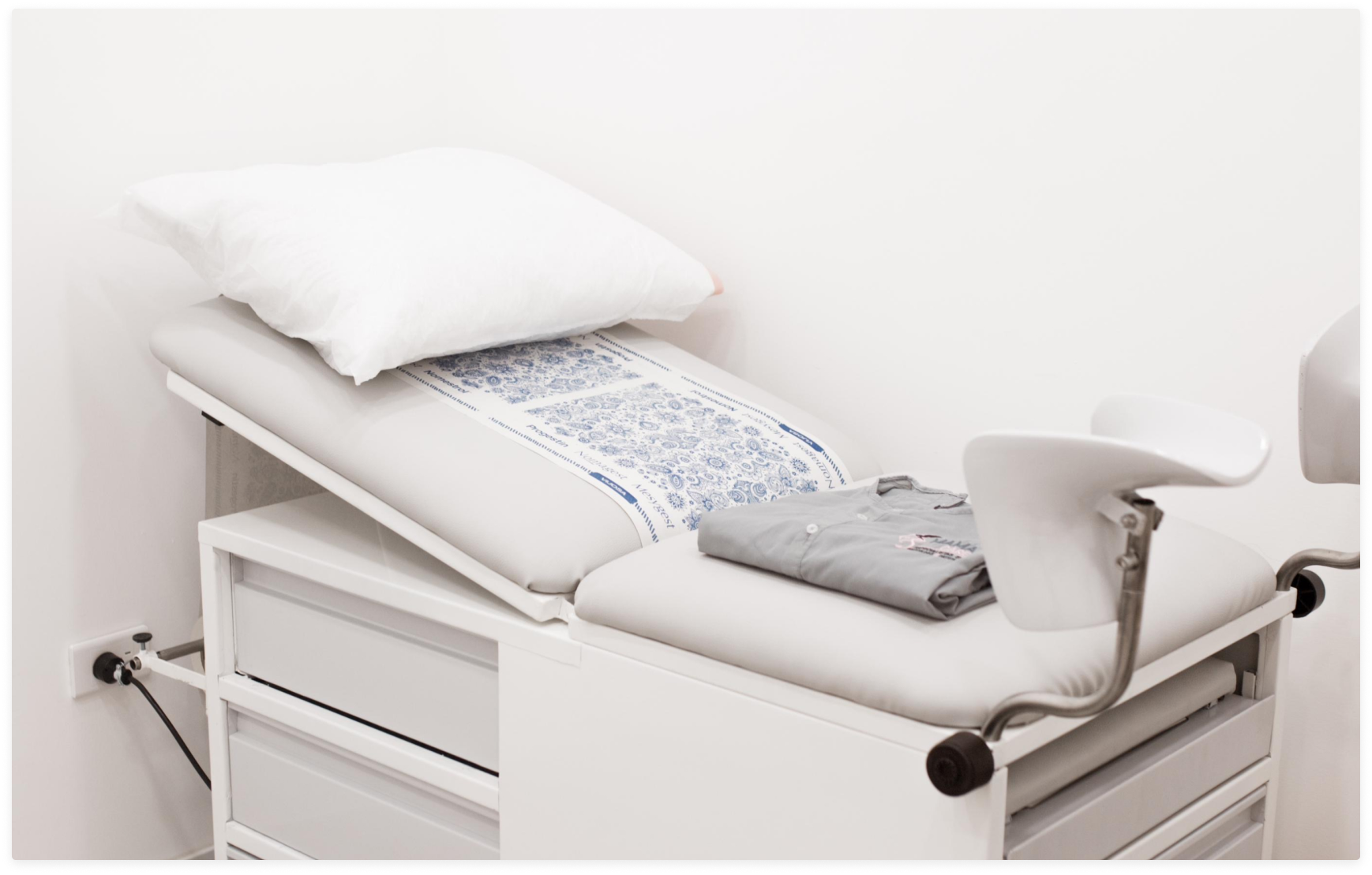 Dra. Astrid Mayen - Ginecologa